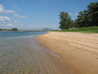 Sai Kaew Beach - surprisingly clear waters