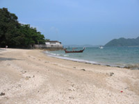 Laemka Beach is a little shingly but still okay for a swim 